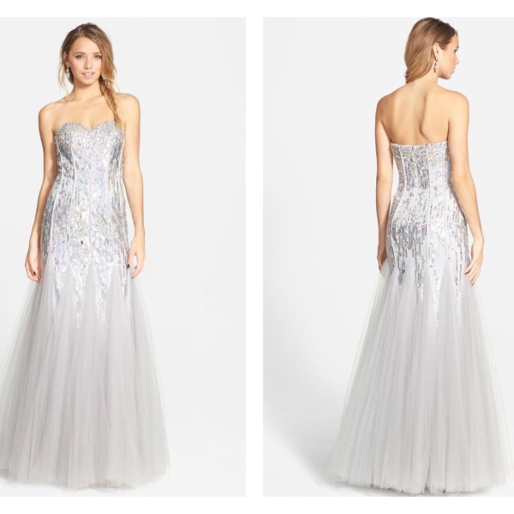 Sean Collection Sequin & Tulle Strapless Gown 0